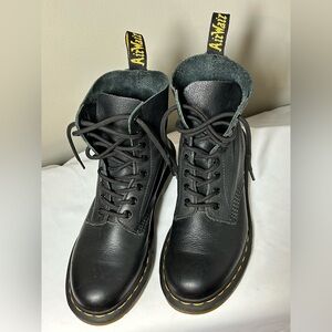 Dr. Martens Women’s Pascal Leather Boots, size 7.